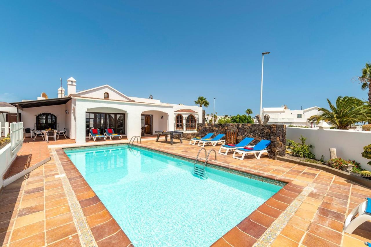 Villa Nikki By Villa Plus Пуэрто дель Кармен Экстерьер фото